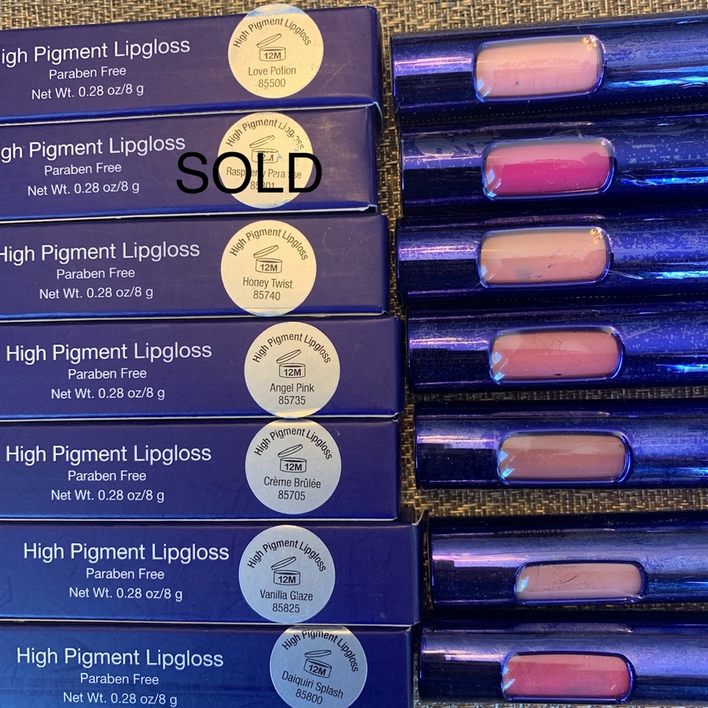 ACTILABS High Pigment Lip Gloss in 6 Gorgeous colors  Acti-labs